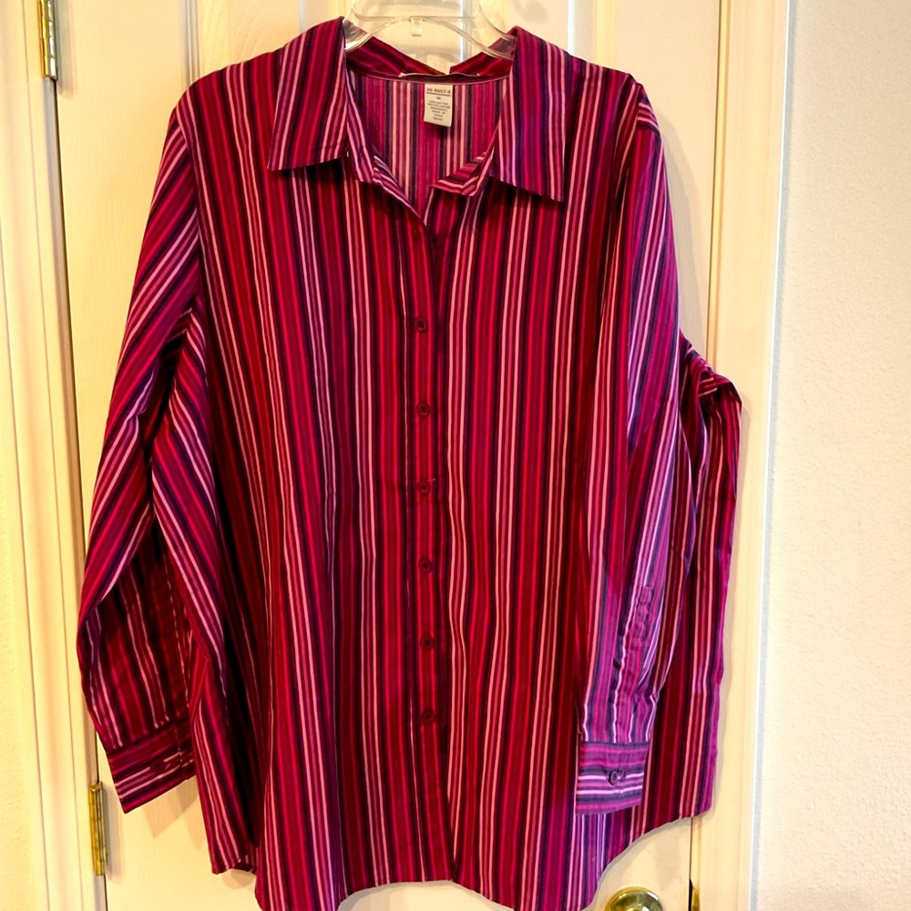 Vibrant long sleeve top
